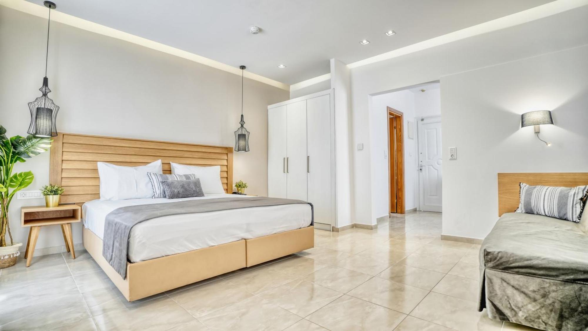 Hotel Sarantis