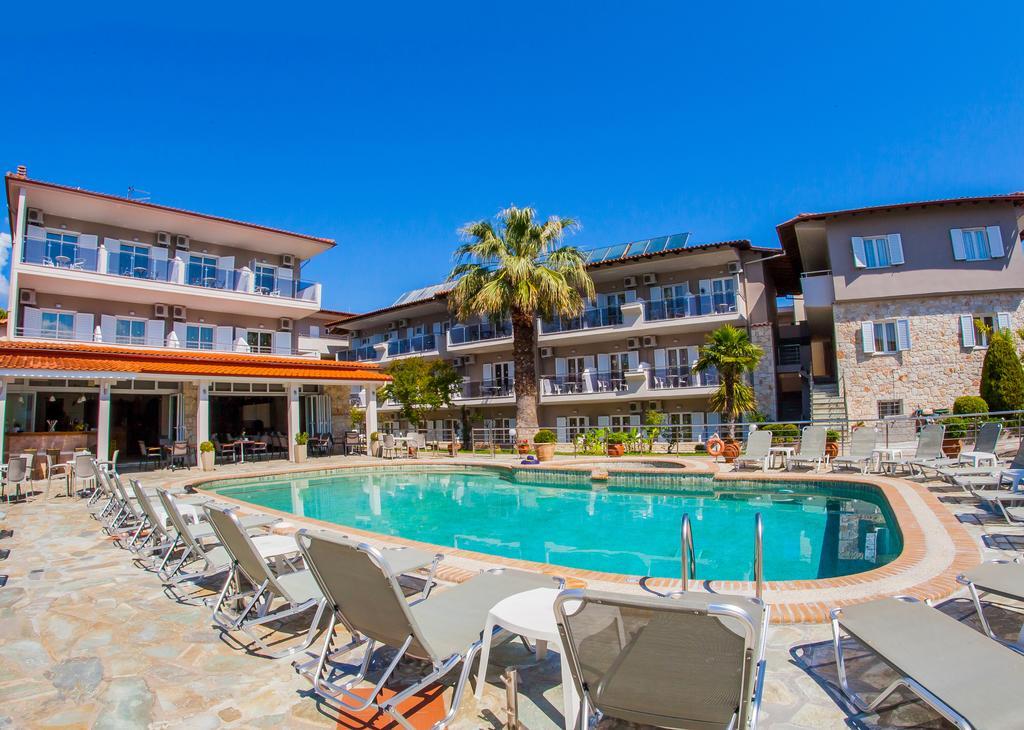 Hotel Sarantis 3*