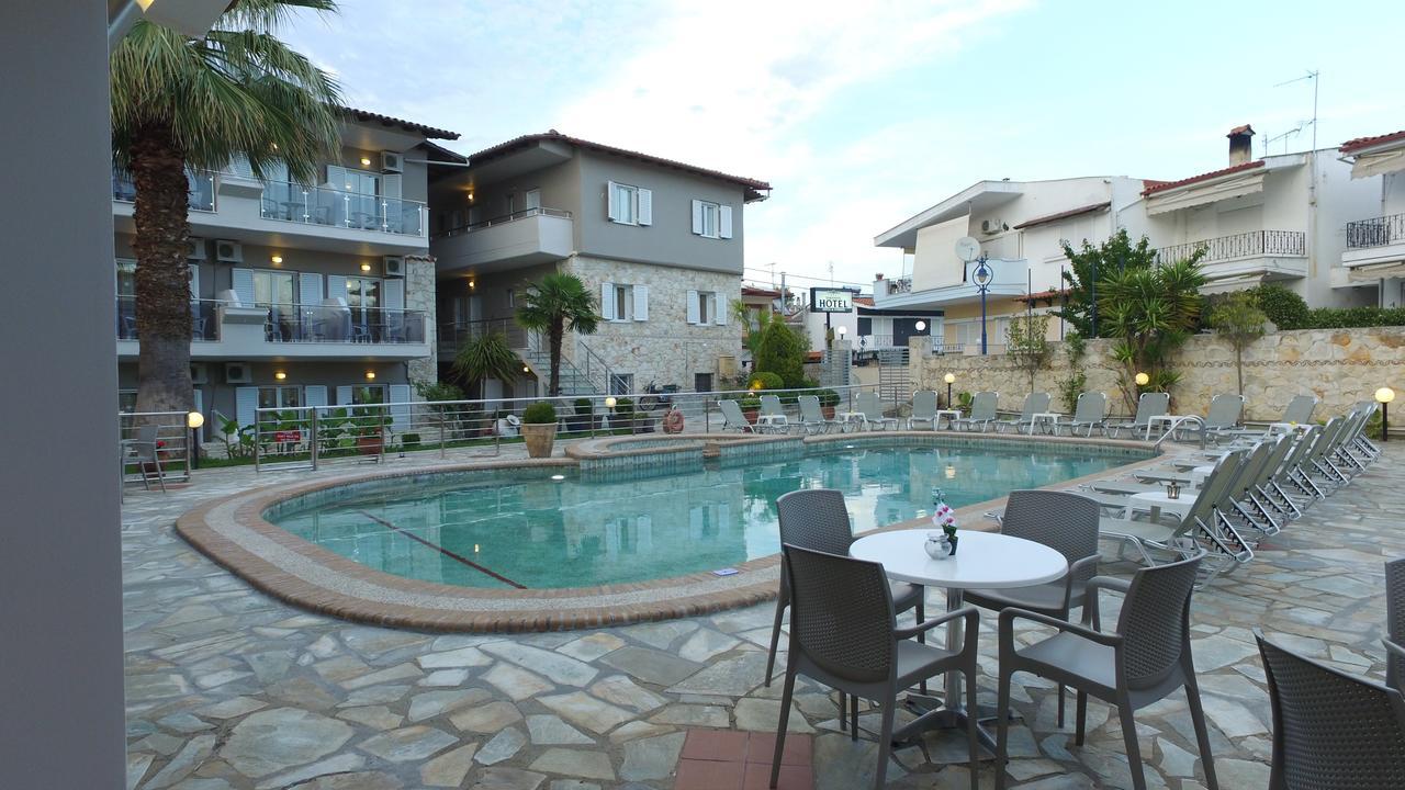 Hotel Sarantis 3*