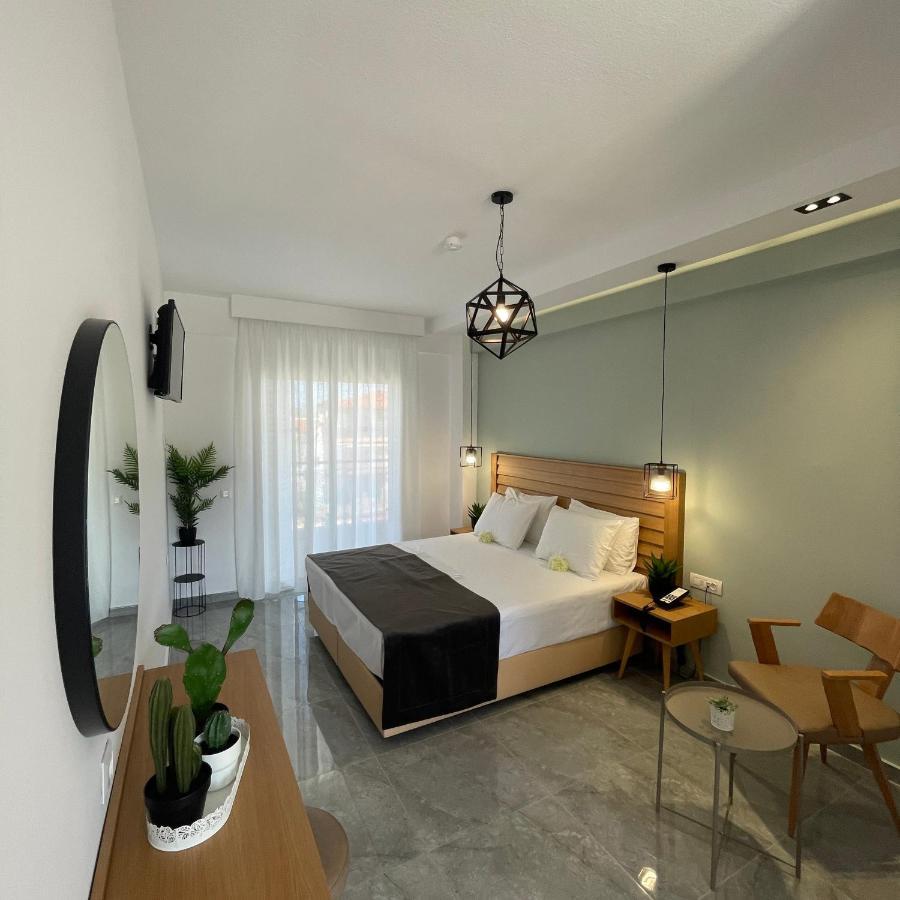 Hotel Sarantis 3*