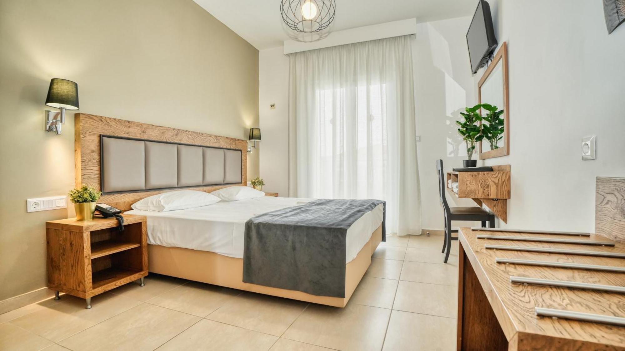 Hotel Sarantis Hanioti